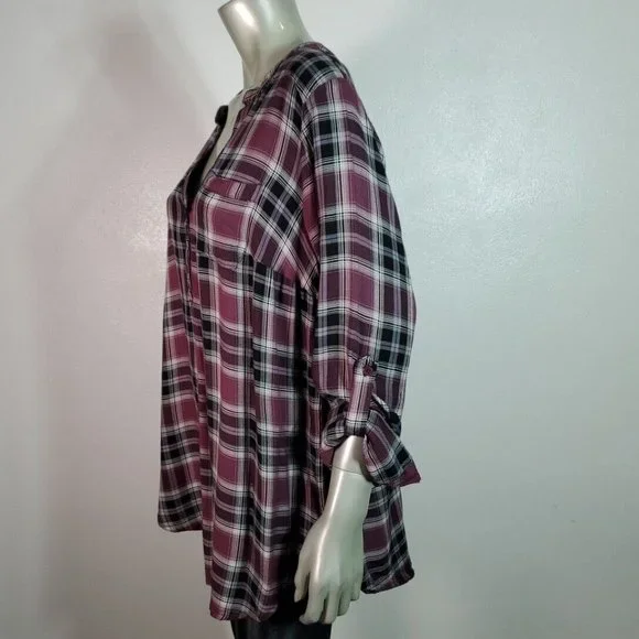 Torrid 1 Twill Henley Tunic Top Plus Size 1X Roll Tab Sleeve Pocket Plaid Purple - Picture 4 of 7
